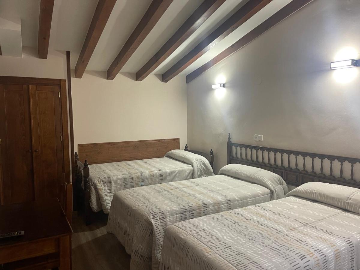 Posada La Solana - Adults Only Сантільяна-дель-Мар Екстер'єр фото