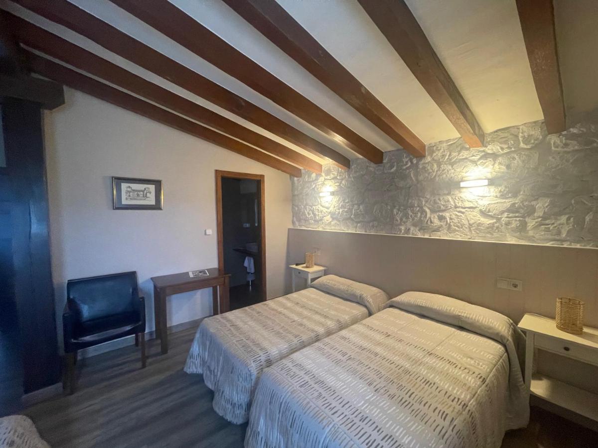 Posada La Solana - Adults Only Сантільяна-дель-Мар Екстер'єр фото